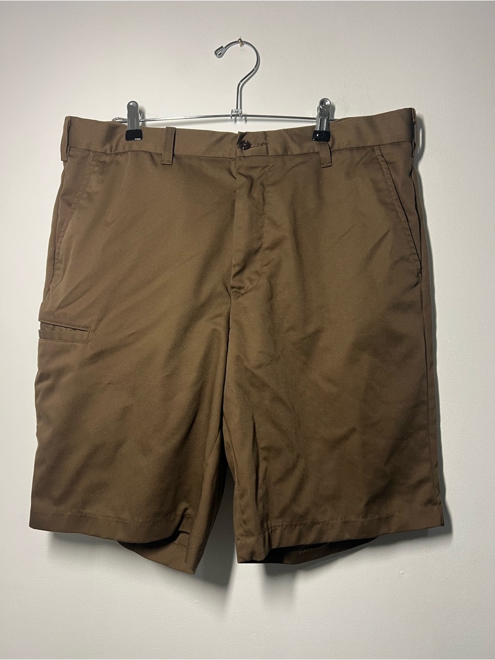UPS United Parcel Service Men’s Brown Work Shorts 38x10” Inseam Uniform Short